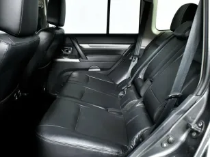 Mitsubishi  11