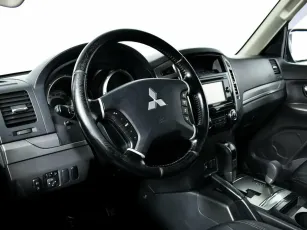 Mitsubishi  8