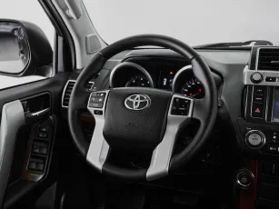 Toyota  10