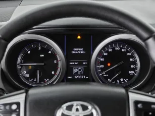 Toyota  11