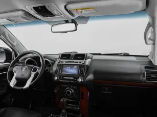 Toyota  9