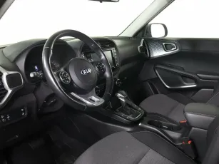 Kia  10