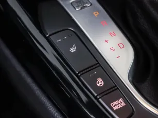 Kia  15