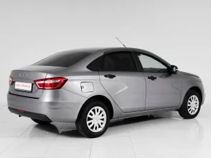 Lada (ВАЗ)  4