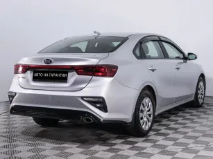 Kia  5