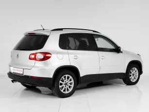 Volkswagen  6
