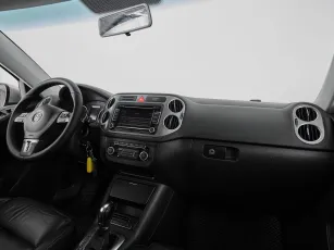 Volkswagen  9