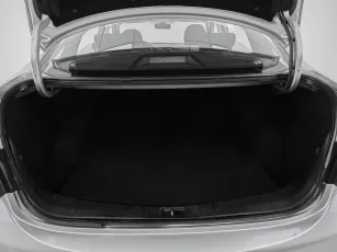 Nissan  12
