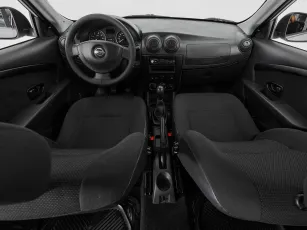Nissan  8