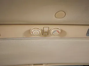Hyundai  18