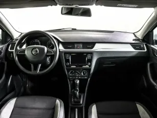 Skoda  8