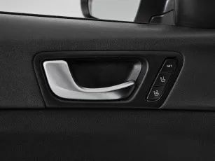 Kia  10