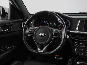 Kia  14