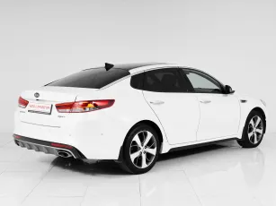 Kia  6