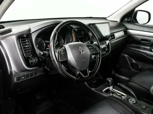 Mitsubishi  8