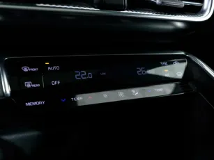 Kia  11