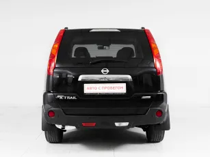 Nissan  5