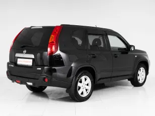 Nissan  6