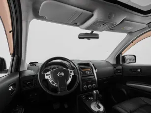 Nissan  7