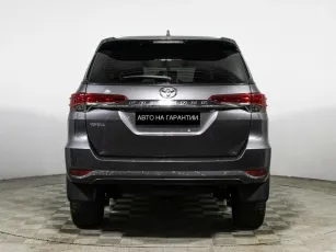 Toyota  4