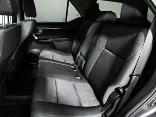 Toyota  6