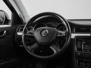 Skoda  10