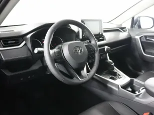 Toyota  8