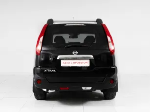 Nissan  5