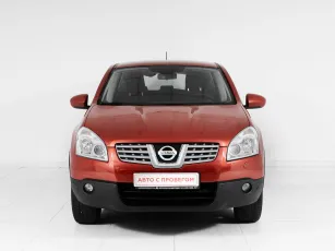 Nissan  2