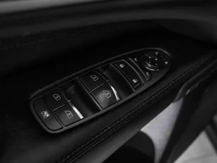 Infiniti  13