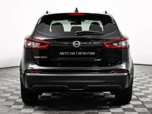 Nissan  6