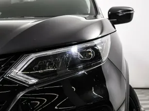 Nissan  7