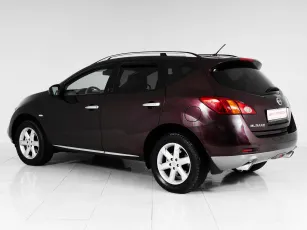 Nissan  4