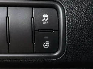 Kia  10