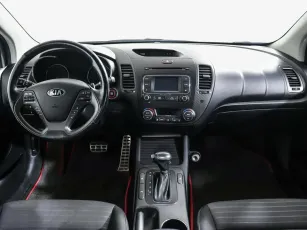 Kia  6
