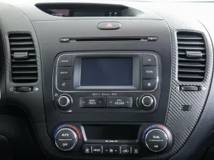 Kia  8