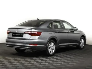Volkswagen  5