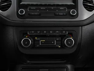 Volkswagen  13
