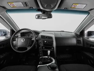 SsangYong  8
