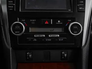 Toyota  16