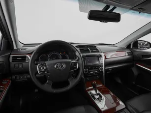 Toyota  7