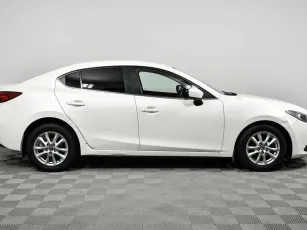 Mazda  4