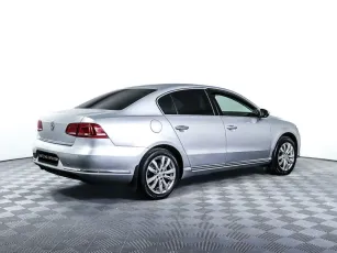 Volkswagen  5