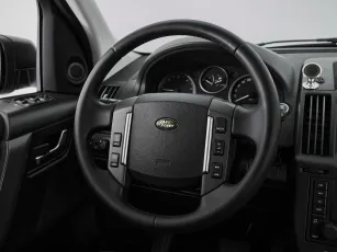 Land Rover  10