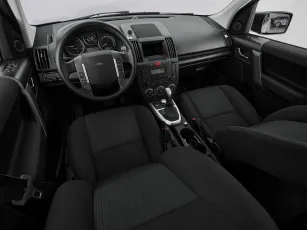 Land Rover  7
