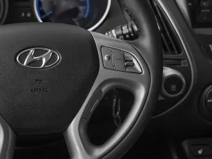 Hyundai  12