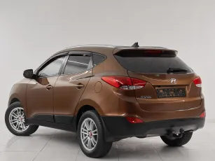 Hyundai  4