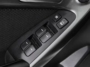 Kia  13