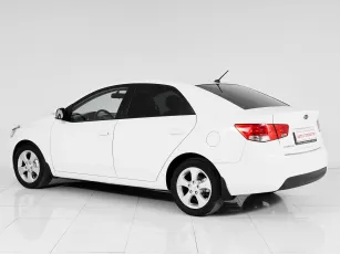 Kia  4