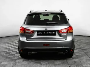 Mitsubishi  6